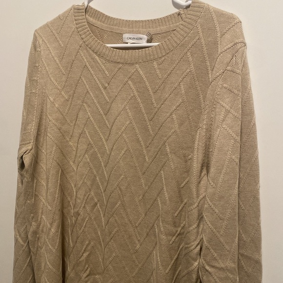 Calvin Klein beige sweater - Picture 2 of 5